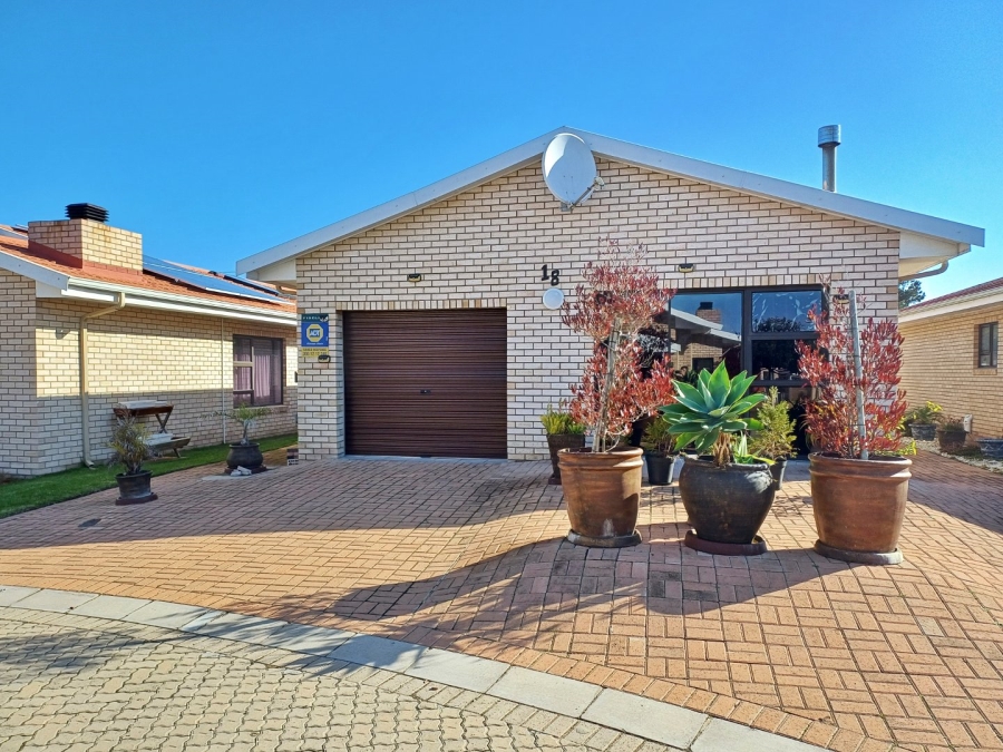 2 Bedroom Property for Sale in Tergniet Western Cape